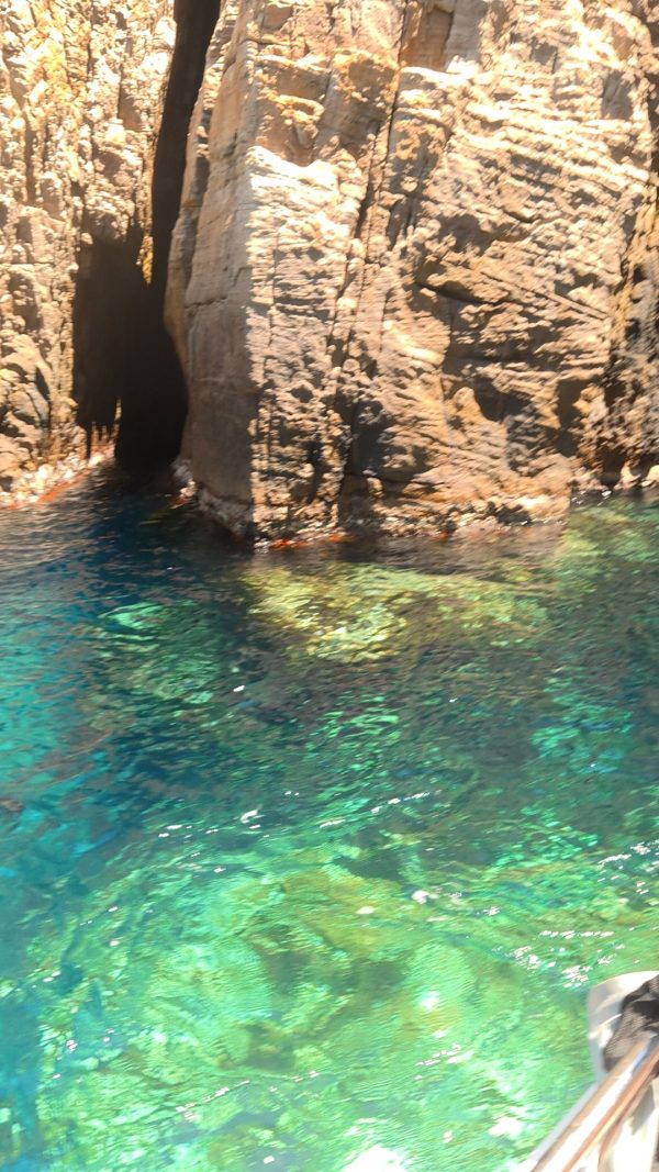 Grottes marines du Cap Bon : les découvrir en kayak